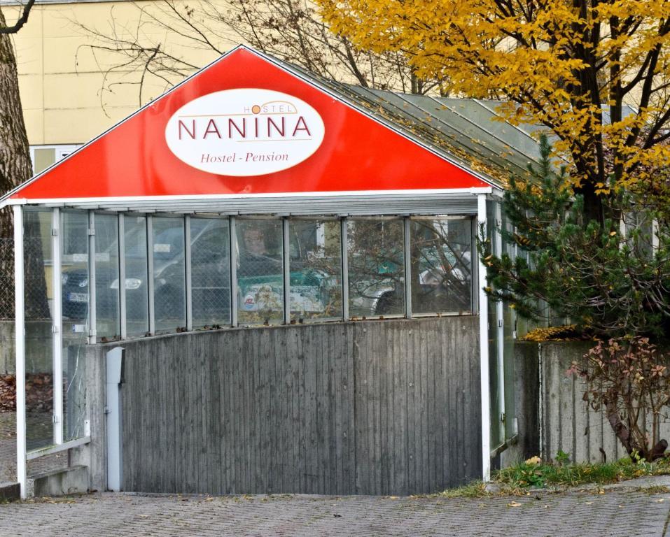 Hostel Nanina Gröbenzell Exterior foto